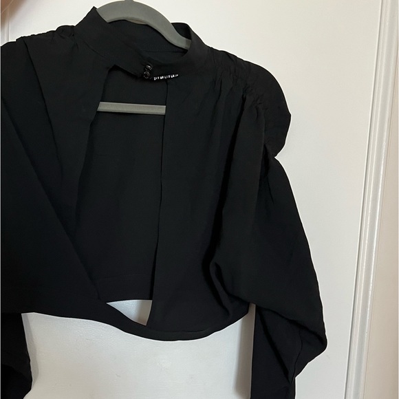 Black Cropped Top Long Sleeve - Picture 4 of 4